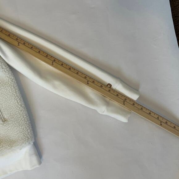 OGIO Ladies Luuma Sherpa Full-Zip Jacket Ivory Snow Color Size Large - Picture 11 of 12